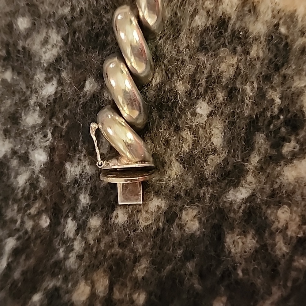 Bracelet - Picture 3 of 3